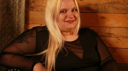 Curvy-Lucy Vorschaubild
