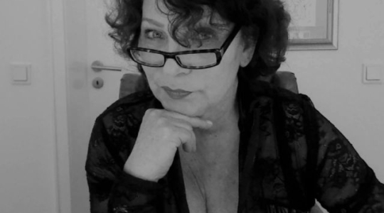 Karina Vorschaubild